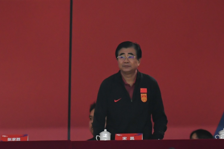  北青體育：宋凱、許基仁探班U20國青，將全程陪伴征戰(zhàn)U20亞洲杯
