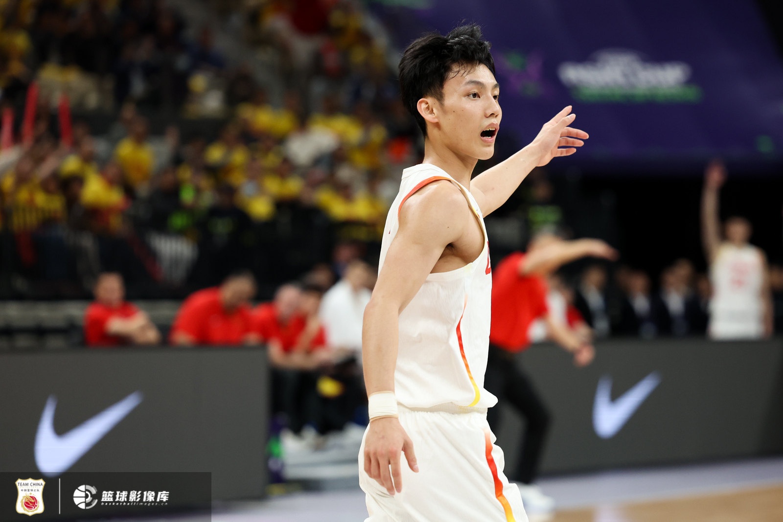  首發(fā)出戰(zhàn)不在狀態(tài)！徐杰全場3中0沒得分 拿到3板1助2斷另2失誤